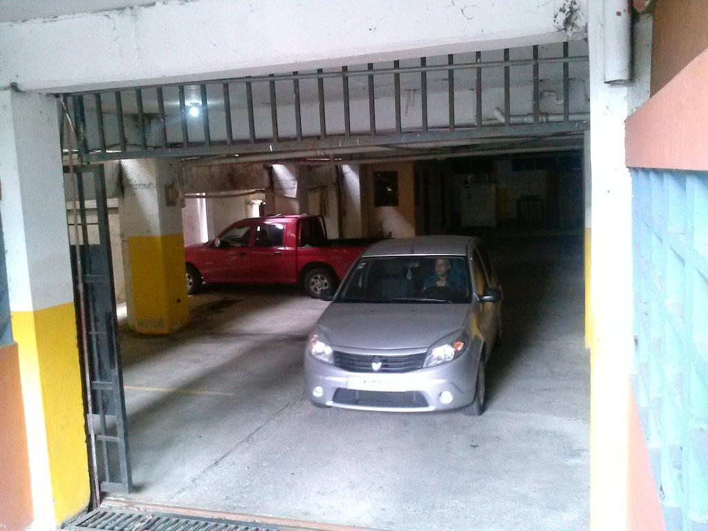 סנטיאגו דה לוס קבאלרוס Apartahotel Jardines Metropolitanos מראה חיצוני תמונה